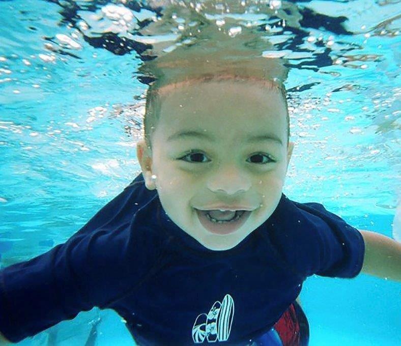 what age can a child swim independently | Baby Otter Swim School